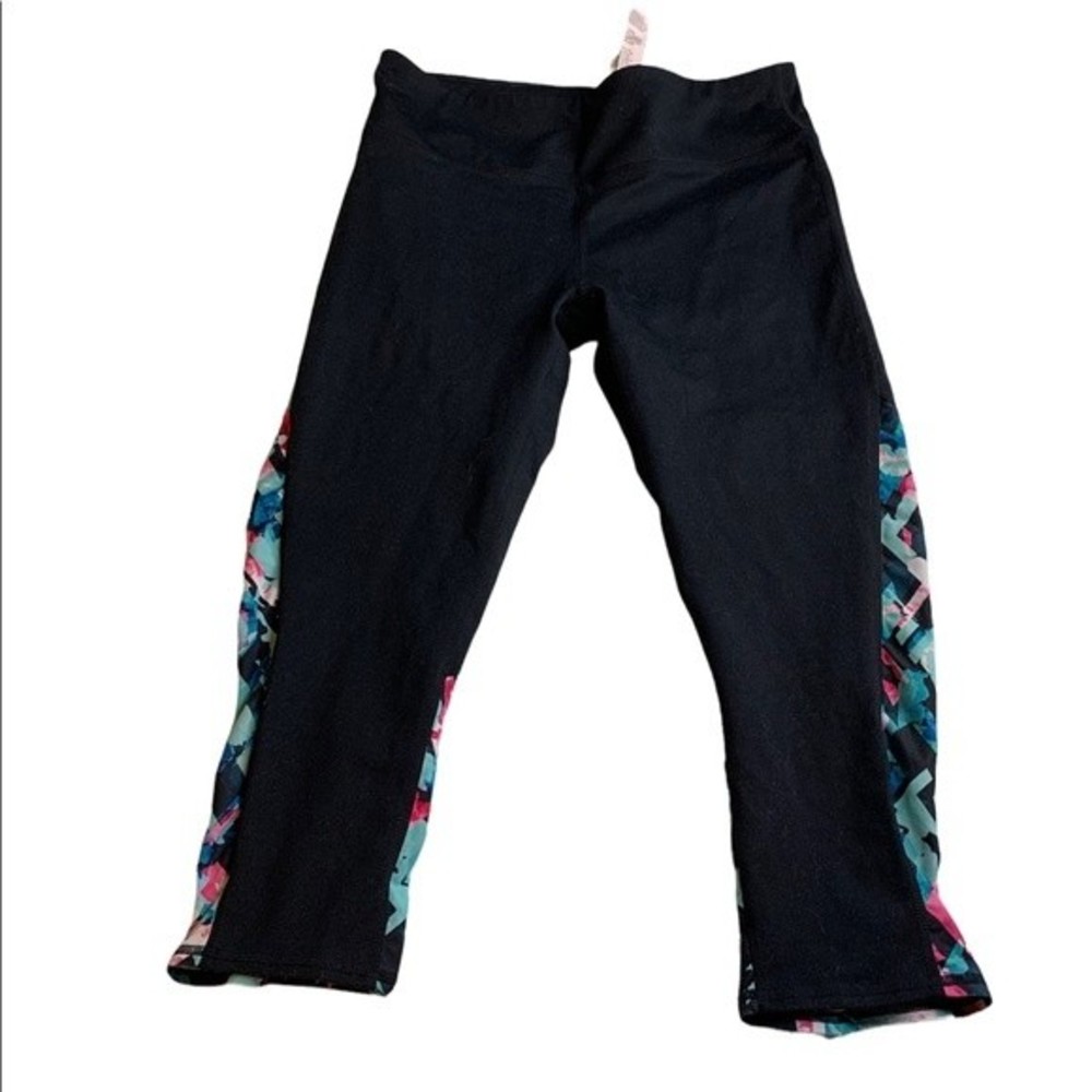 Fabletics PureLux Ultra Crop Leggings